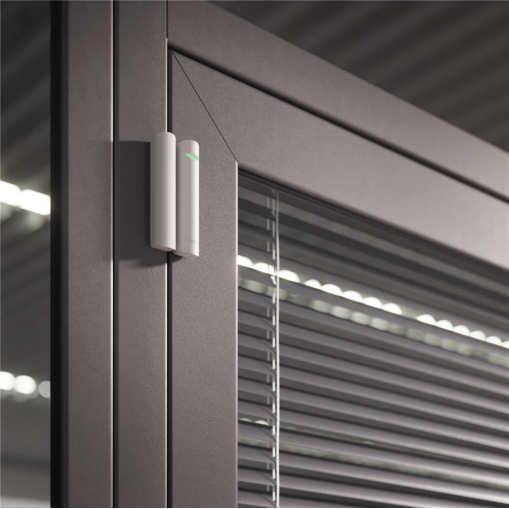 Ajax Fibra DoorProtect Hvid