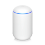Ubiquiti UniFi Dream Machine - Alt-i-en-konsol hvid